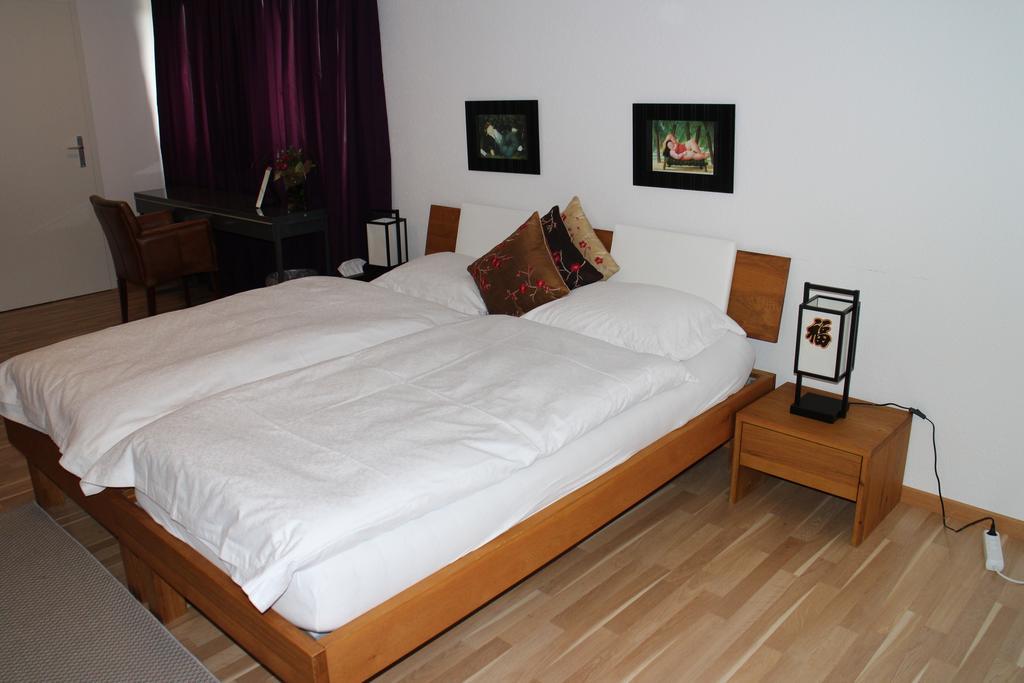 City Hotel Wettingen Oda fotoğraf